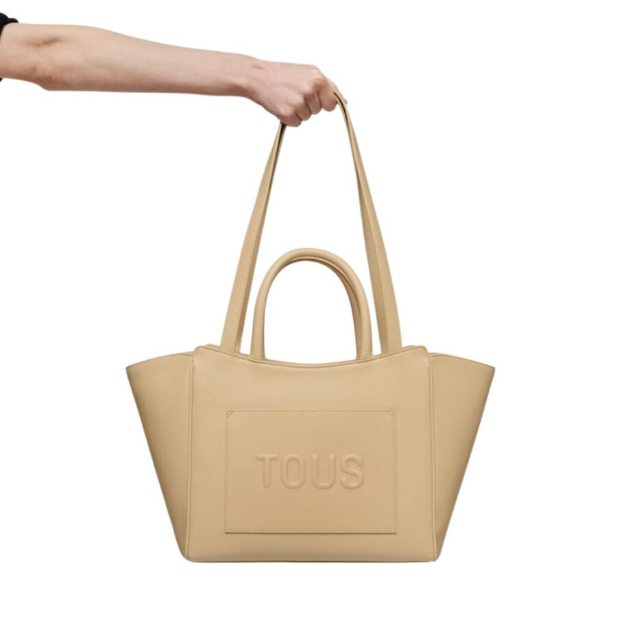 Tous City M Tous Brenda Arena 2002192245 2 6